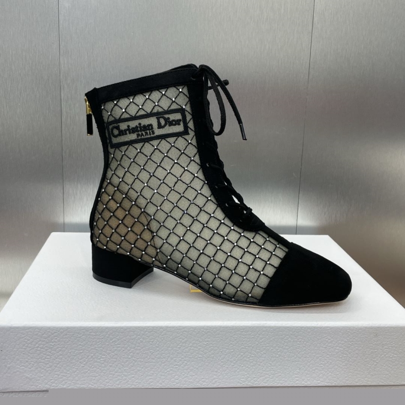ch**an D*or boots